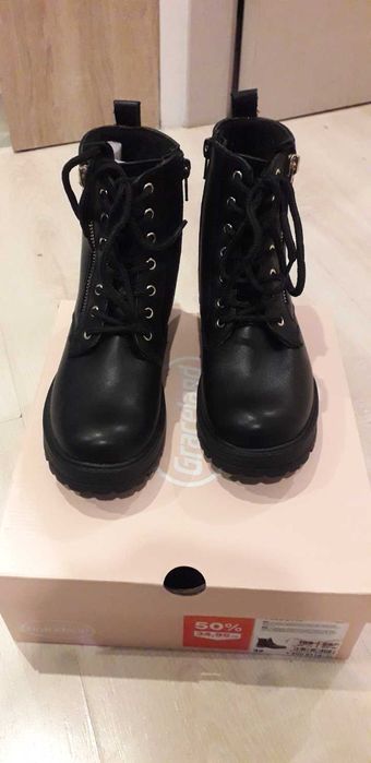 Нови детски кожени боти 32 номер