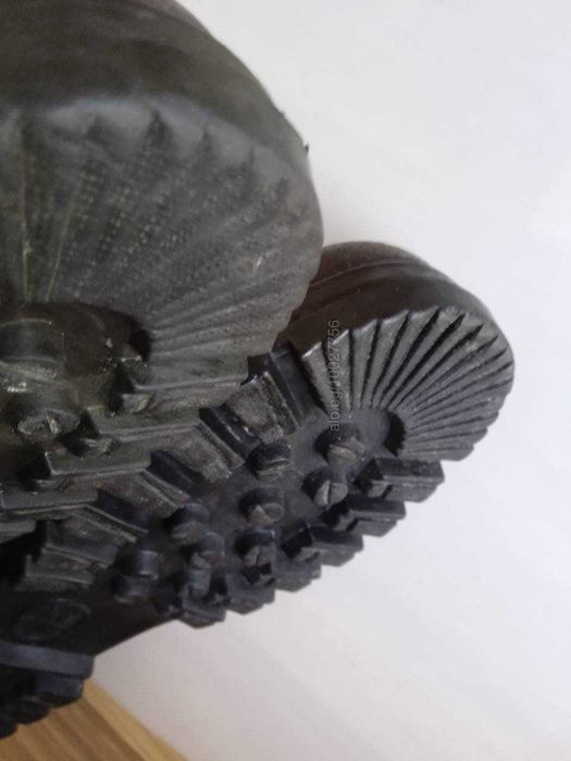 Работни обувки размер 45,5, стелка 30 см