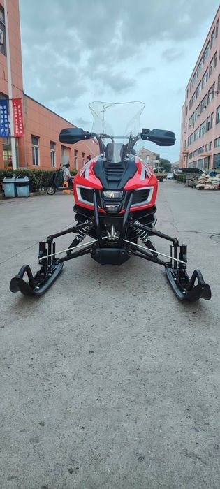 Снегоход продам новые