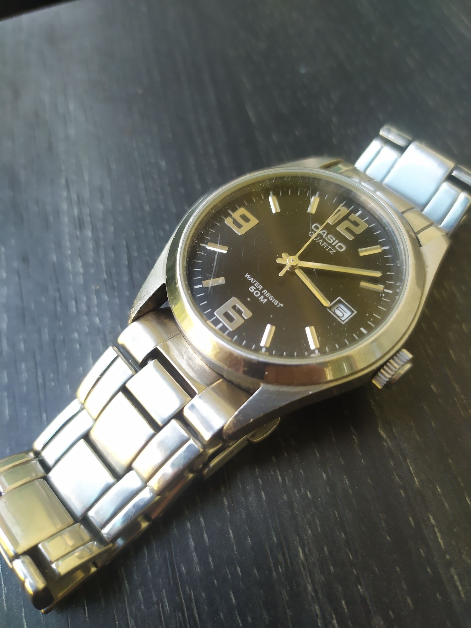 Ръчен часовник Casio
