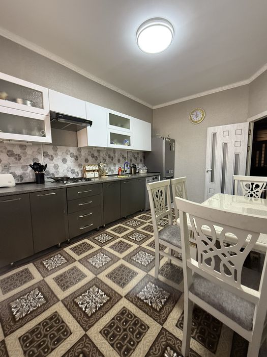 Квартира сотилади