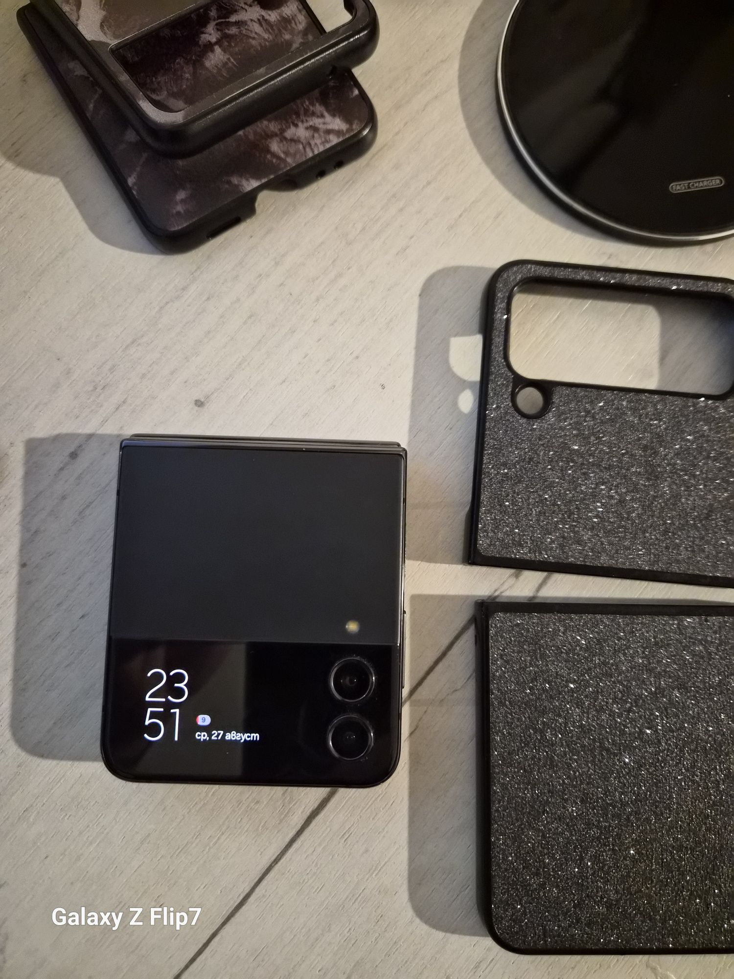 Samsung galaxy flip 4