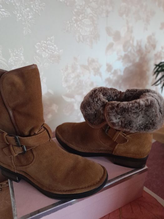 Продам обувь молодежную