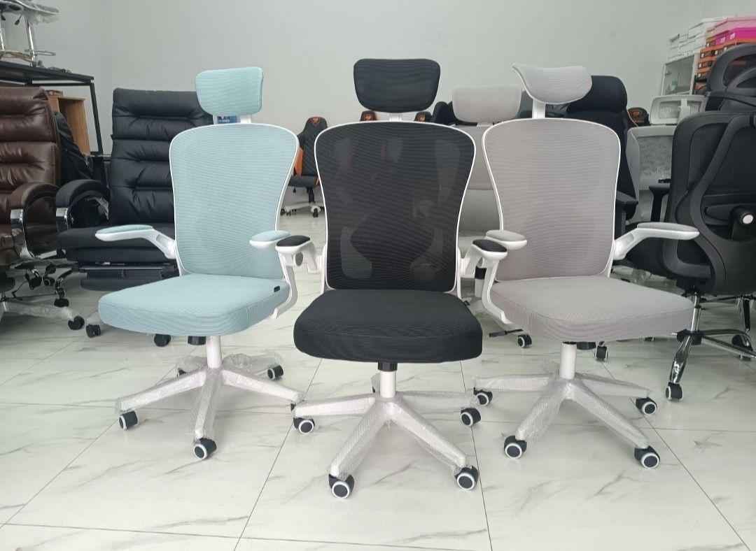 Офисное сеточное кресло модель 7801 blue, black, aqua, grey