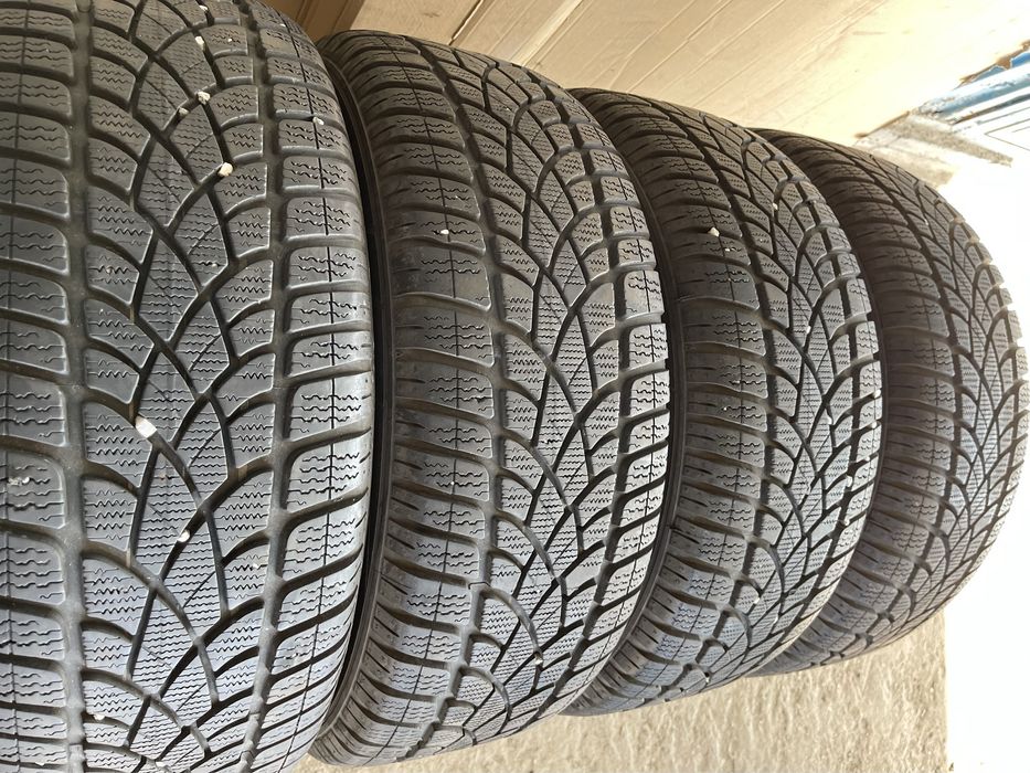 215/60R16 Dunlop SP WINTER SPORT 3D 7.80mm