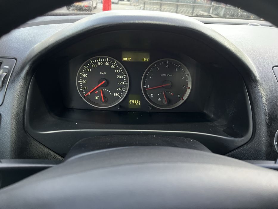 Vovlo V50 2.4i с газ