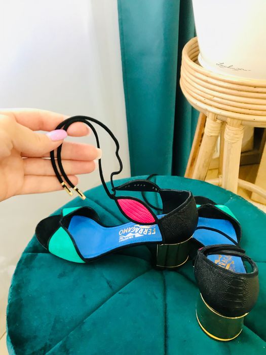 Sandale de piele Salvatore Ferragamo, marimea 35 1/2