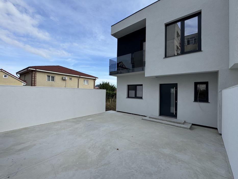 Vila P+1 Duplex 200m2 |Pereti Individuali+Izolați Fonic| Ovidiu Centru