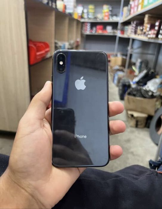 Iphone Xs sotiladi srochni