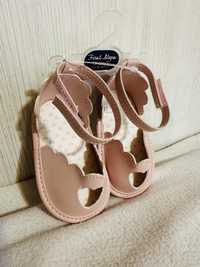 Бебешки буйки обувки Великобритания 3-6 месеца
