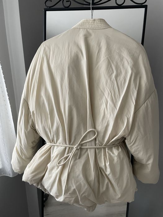 Дамско яке без забележки