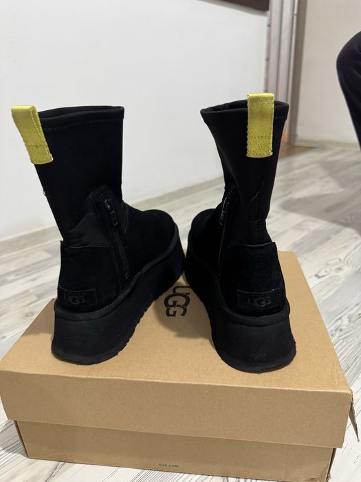 UGG W Classic Dipper