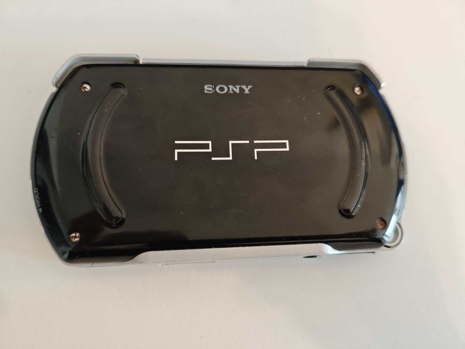 PSP GO - ARK 4 - качени игри