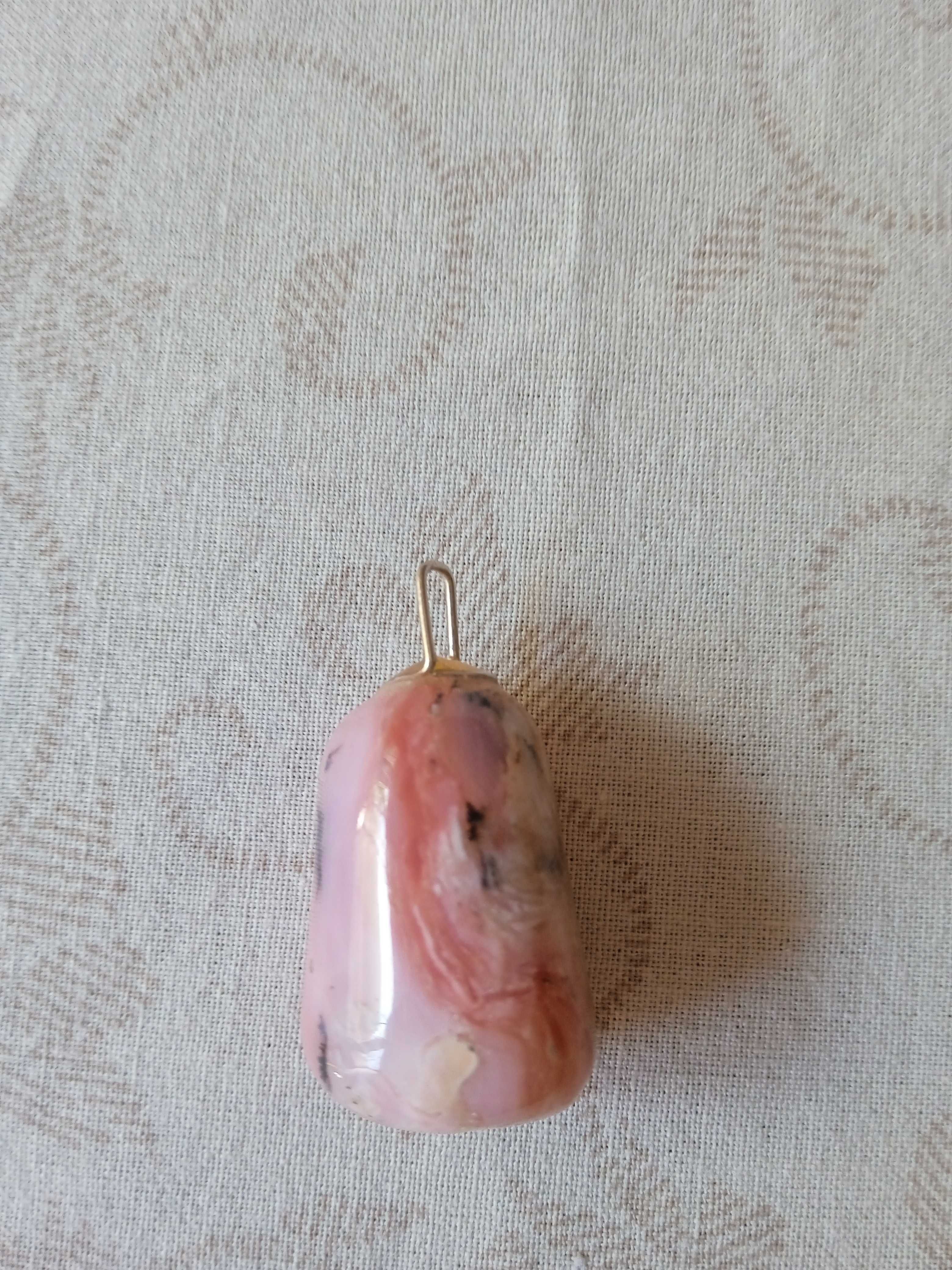 Opal roz,pandantiv