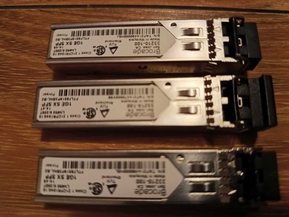 5 Brocade Brocade Finisar 1GE SX SFP 850nm 33210-100.Fibra optica