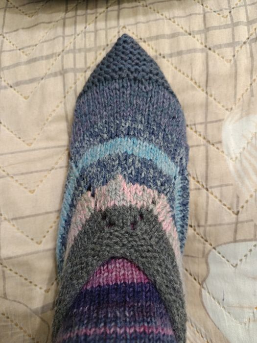 Мъжки и дамски плетени терлици.