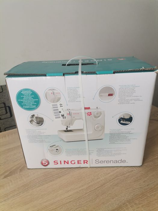 Masina de cusut.