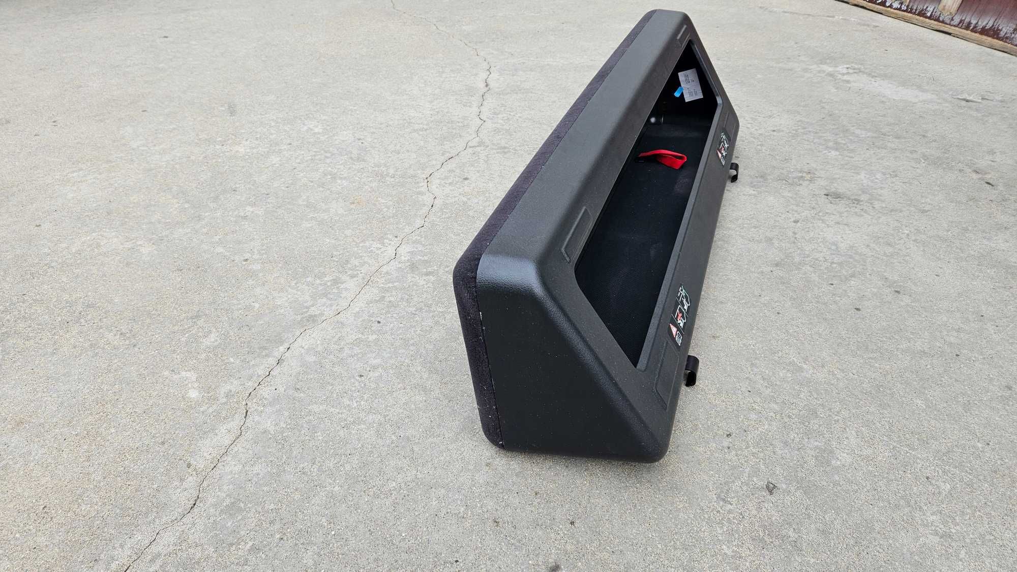 Кутия за багажник на Мерцедес W211 за багаж