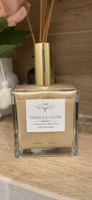 Блестящо парфюмно масло за тяло