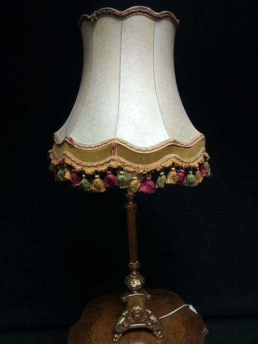 Veioza,lampadar de dimensiuni mari din bronz masiv in stilul Baroc cu