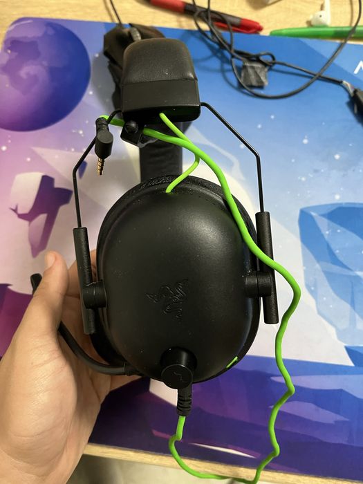 Vand casti razer