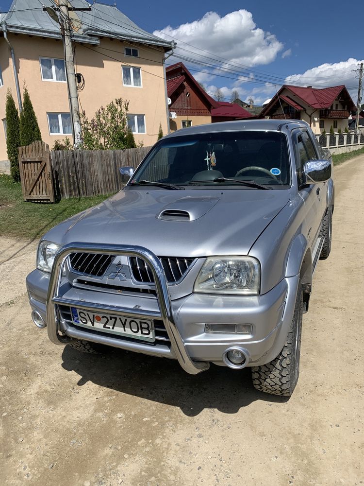 Vand Mitubitshi L200