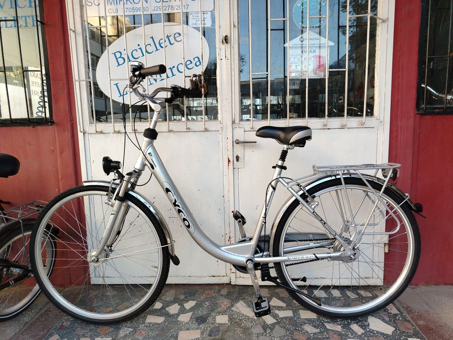 Bicicleta de dama Cyco de 28