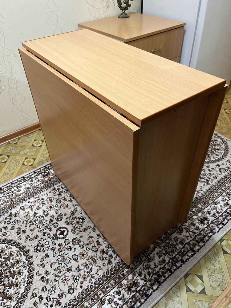 Продам раздвижной стол