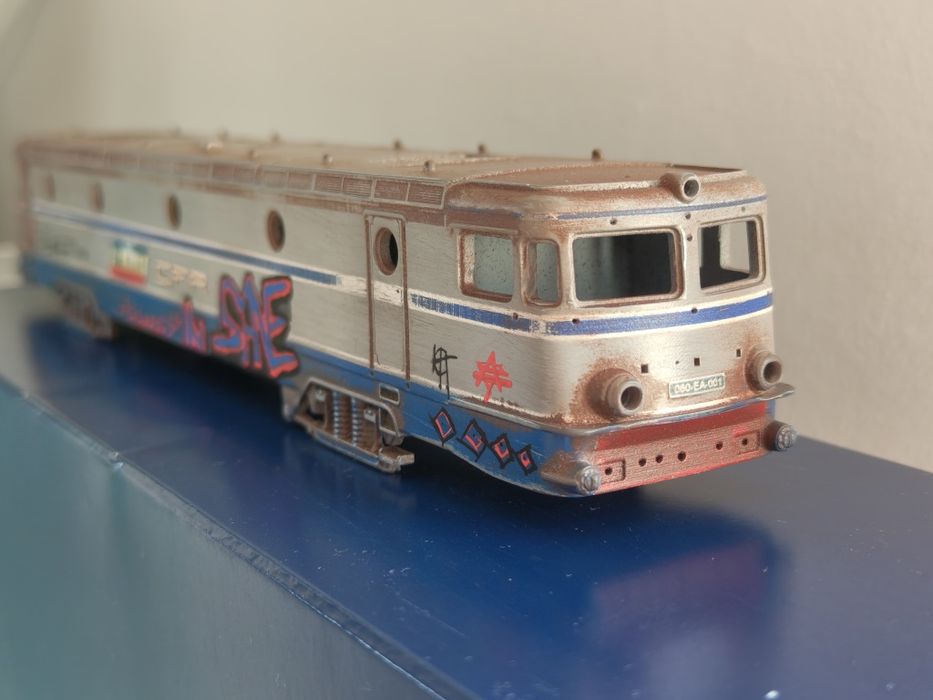 Locomotiva electrică 060 EA CFR macheta scara HO trenulet electric