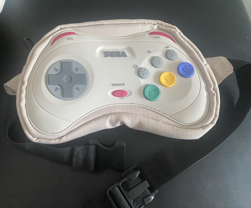 Borseta Zara controler Play Station