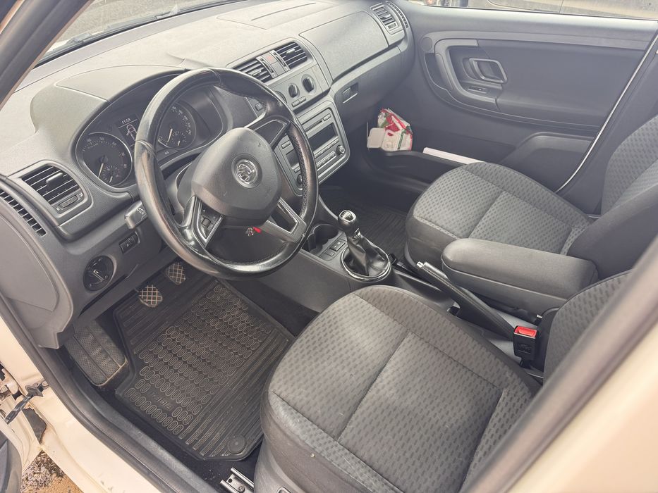 Skoda Fabia 1,2 benzina  2014