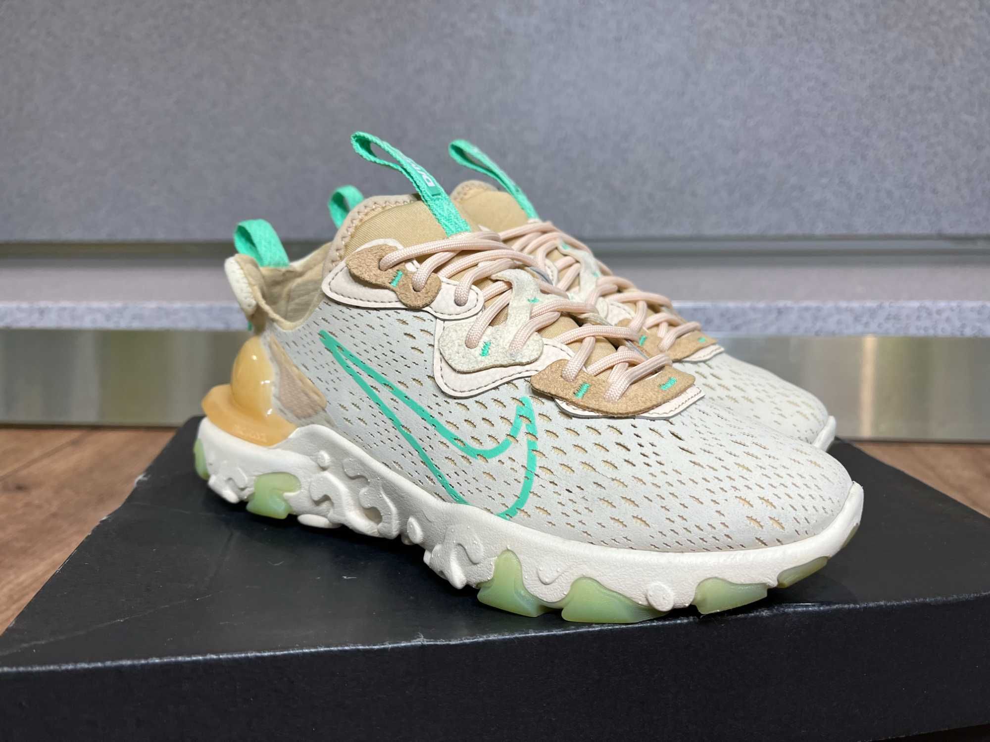 ОРИГИНАЛНИ *** Nike React Vision /Pearl White/Green Glow/Sesme