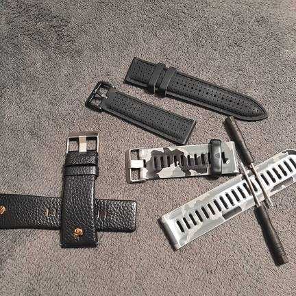 Лот сет каишки за часовник 26мм 28мм 24мм garmin diesel