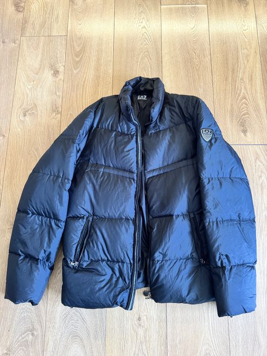 Яке Armani зимно
