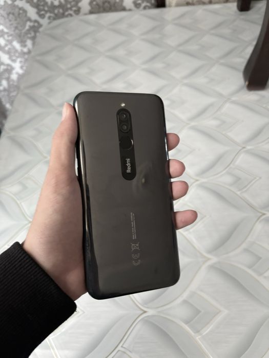 Redmi 8 64 гб.