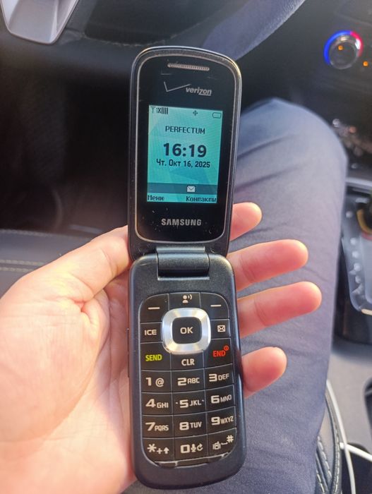 Samsung gusto-3 PERFECTUM orginal yangii kam ishlatilgan. SROCHNI !!!