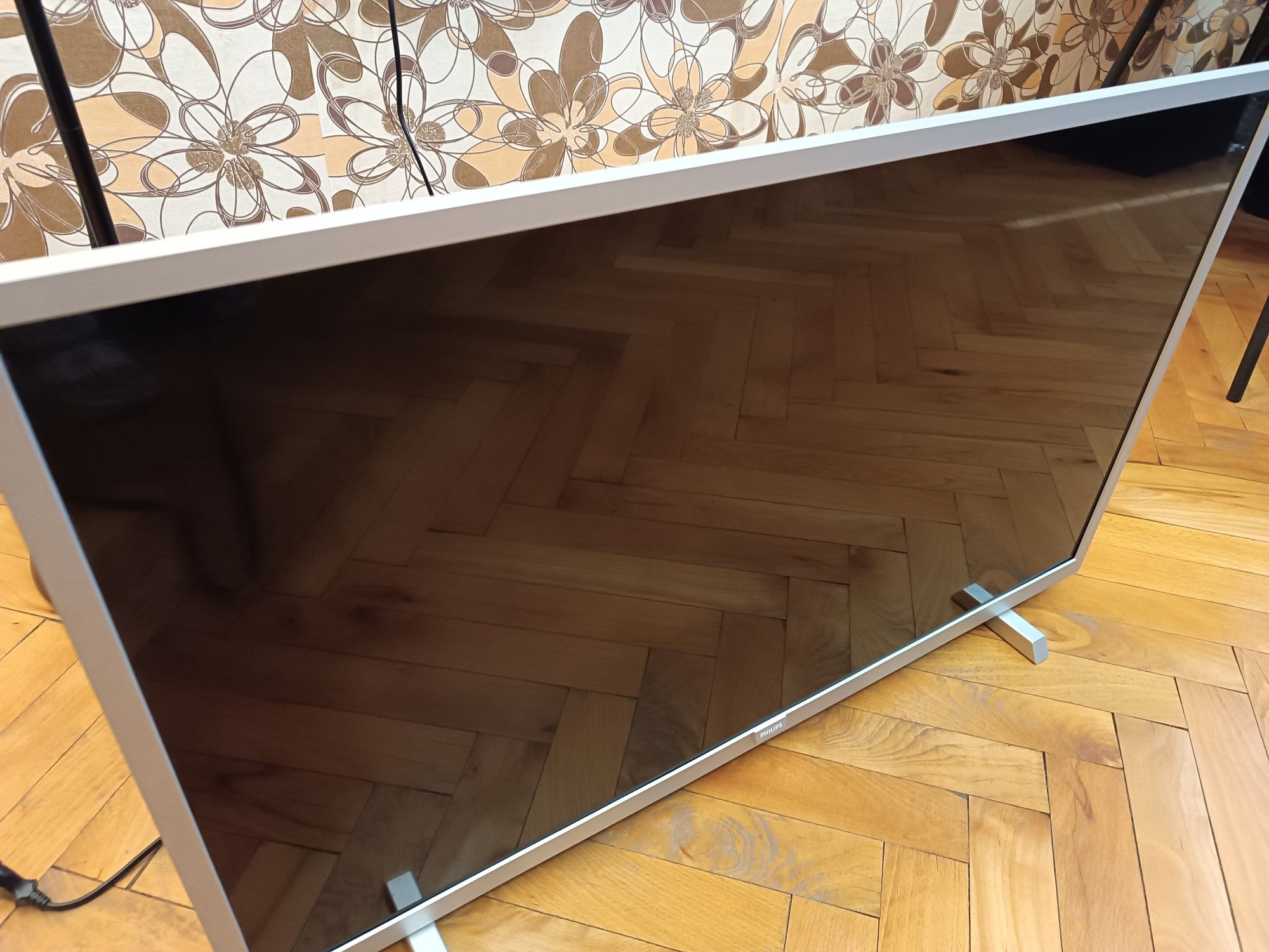 Телевизор Phillips 31"