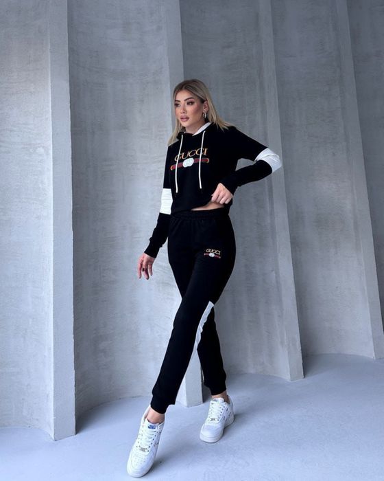 Compleu damă siglă cusută