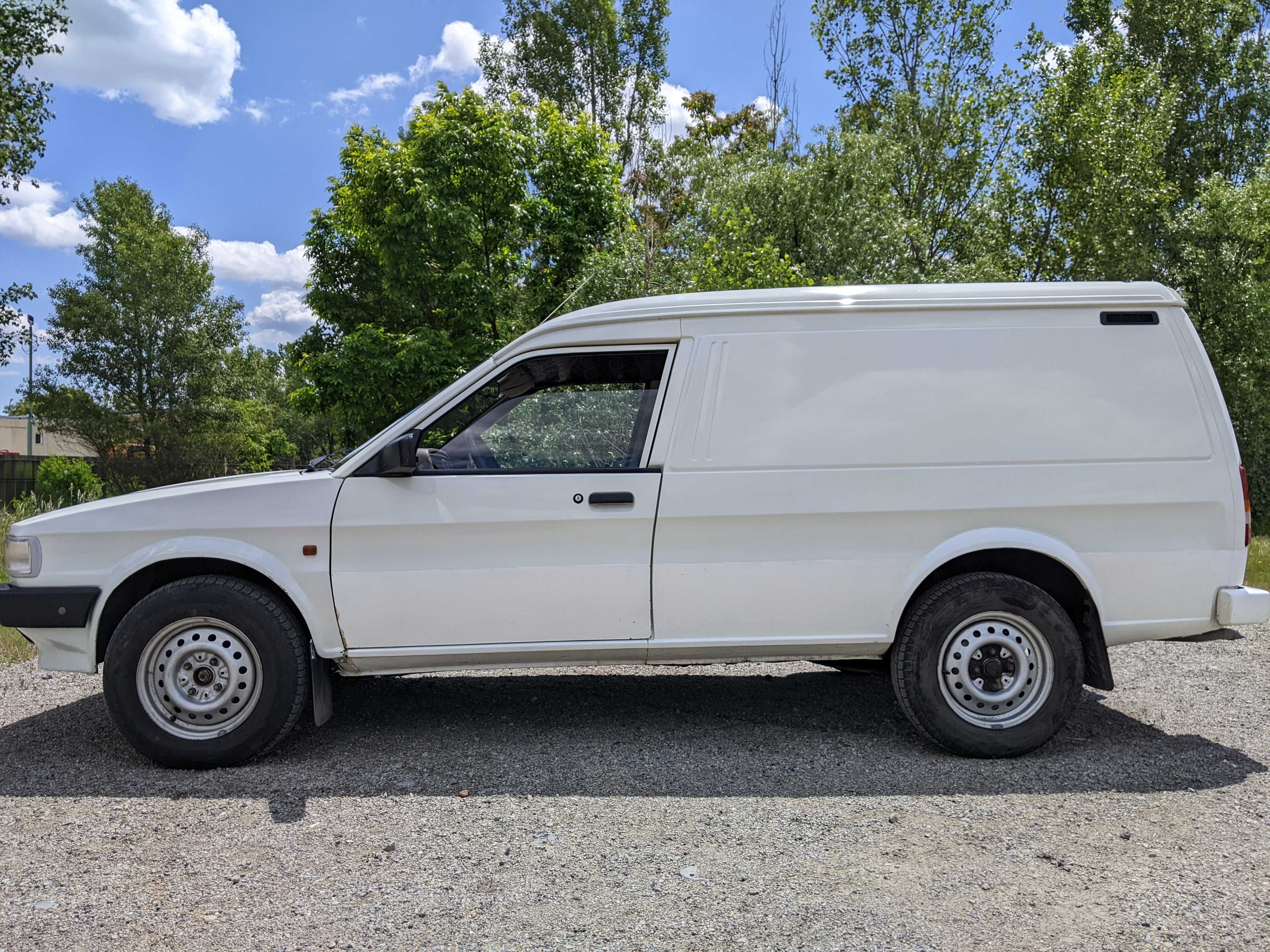 Rover Maestro Van