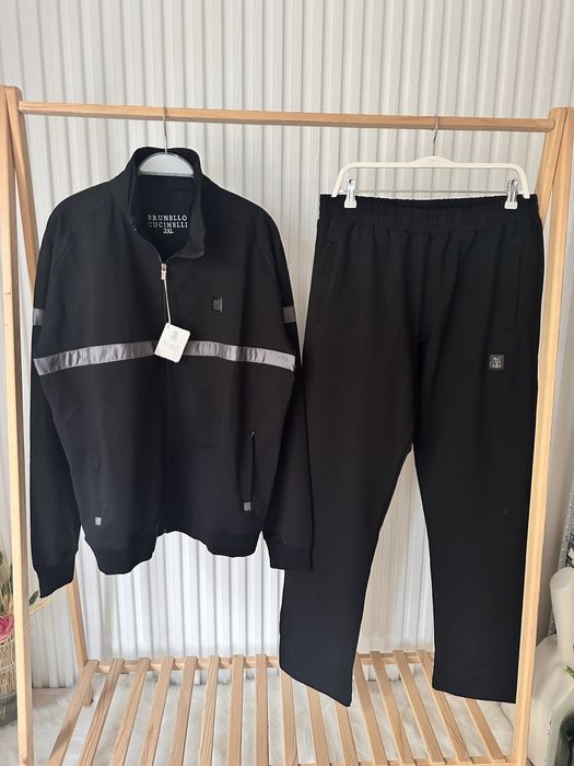 ПРОМО ! Продавам мъжки маркови екипи