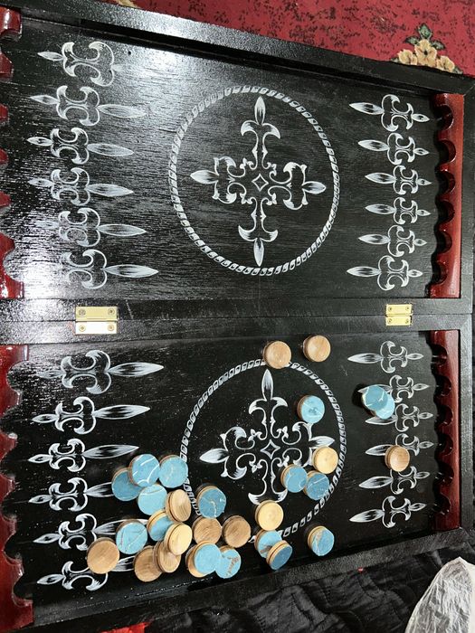 Продам нарды с чехлом