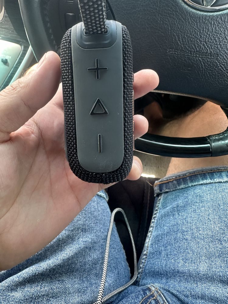 Jbl go 4 почти новый
