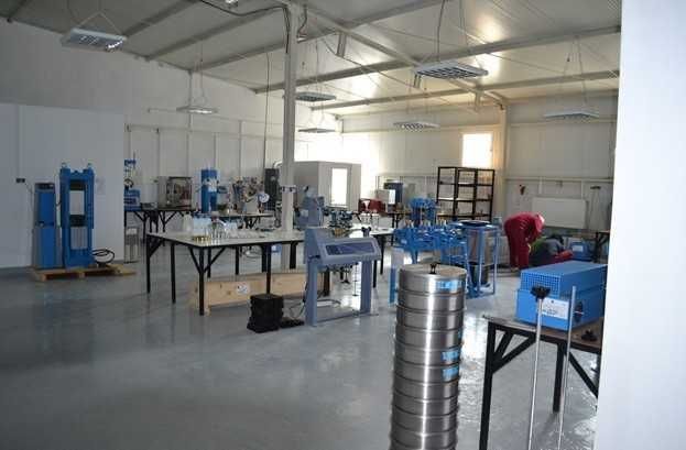 Vand echipamente laborator constructii, 6 domenii, neuzate