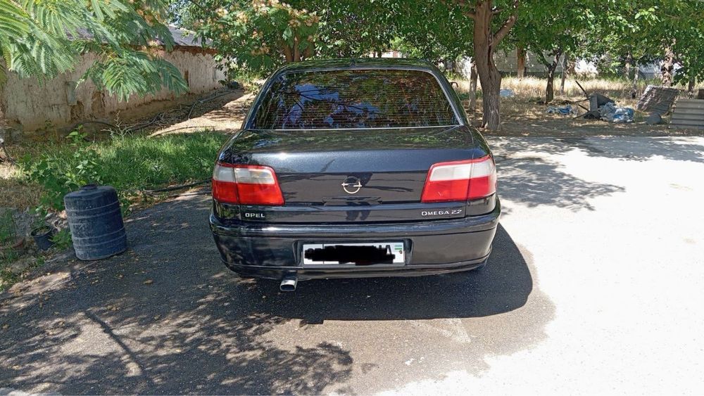 Opel omega b sotiladi