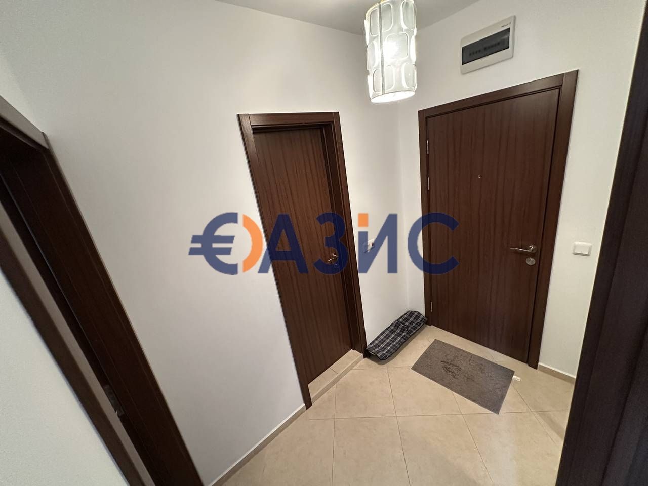 Продава се Двустаен апартамент в к.к. Слънчев бряг - 60 кв.м за 1584 €/кв.м - Снимка #9