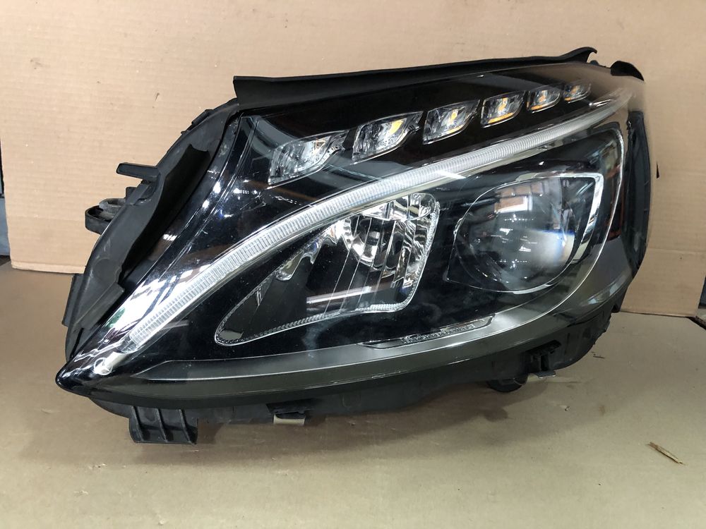 Far stanga complet Full led Mercedes C Class W205