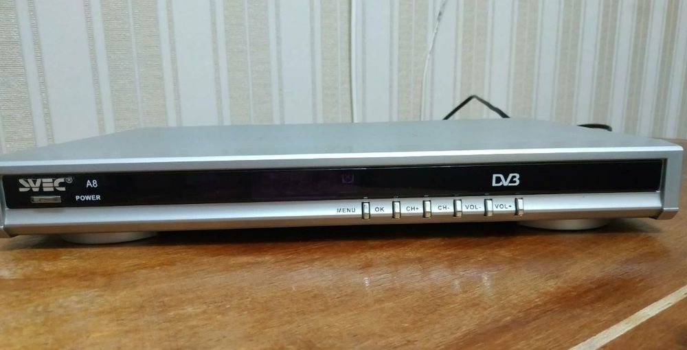 Рессивер для спутникового телевидения