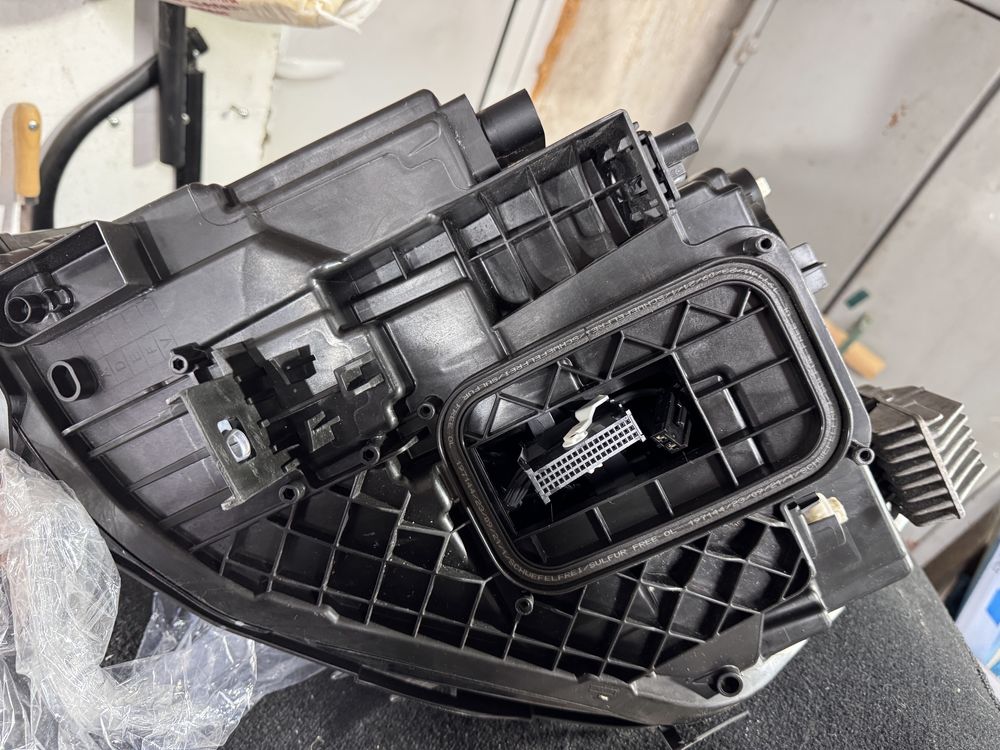 Десен фар Mercedes Gla H247 W247 led high performance