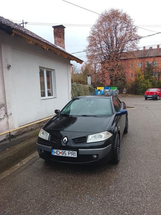 Vând Renault megan 2 cabrio