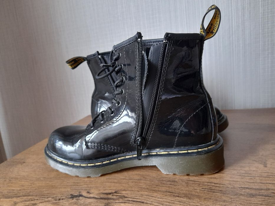 Dr martens детски обувки 33.5 номер.